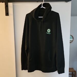Black Hoodie w/Irish emblem. Size XXL